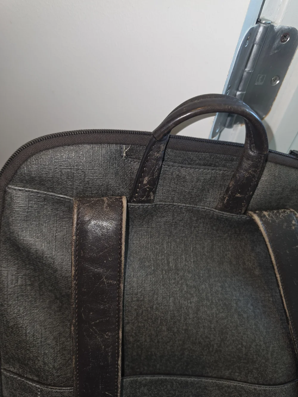 Tumi Men's Gray Backpack - Sleek Travel & Work Bag